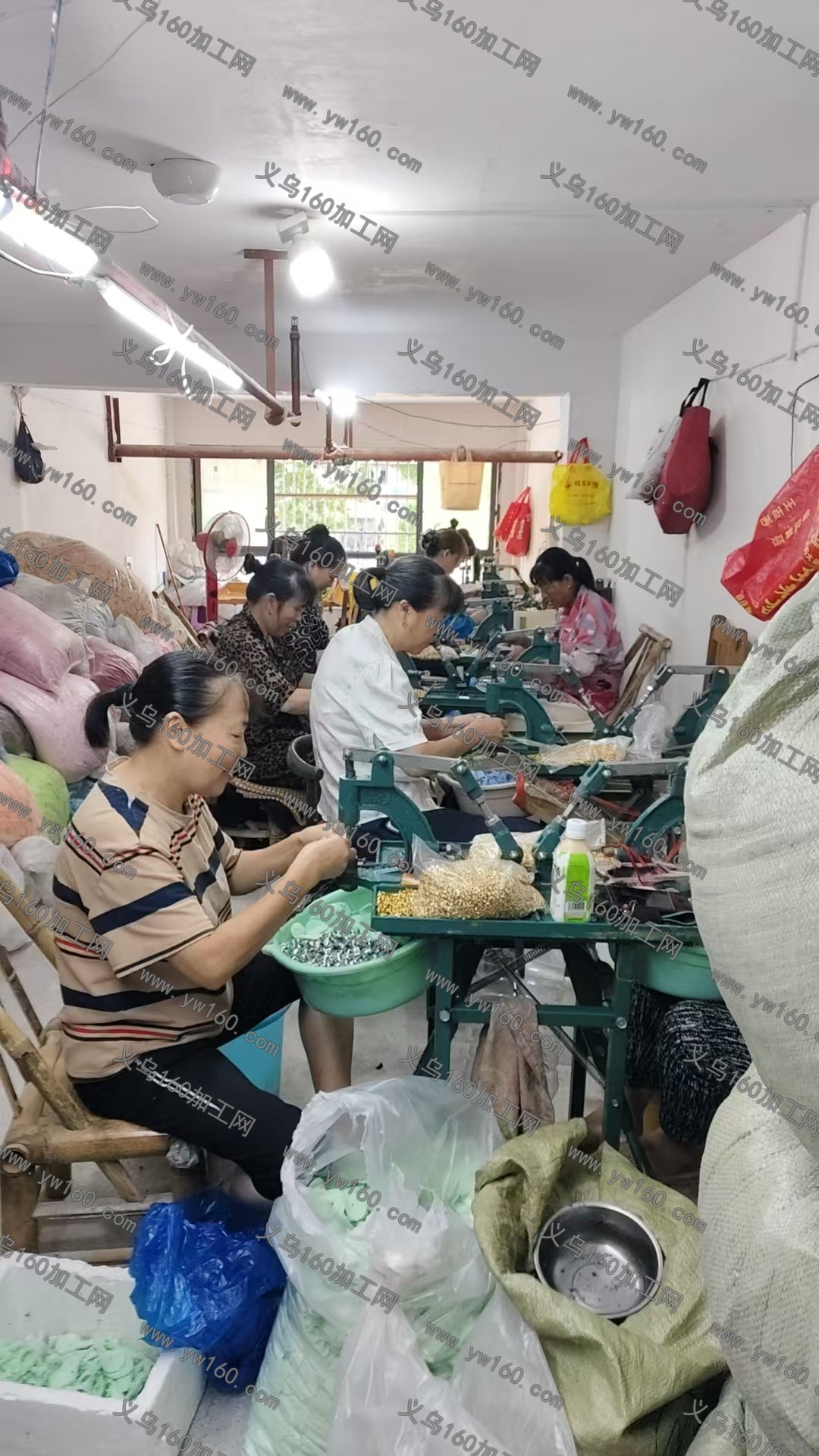 160网推荐工厂【江西抚州友谊饰品厂】入驻义乌160