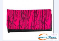 有几款包需要印花 印在PU的皮革上 如图