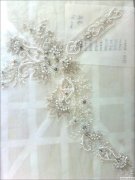 承接婚纱礼服手工珠绣外发加工