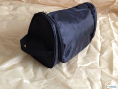 我司有15000只简单的洗漱包外发