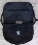 如图 小包会做的箱包加工厂请联系