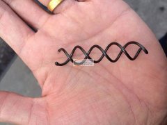 17万个弹簧喷漆外发 如图