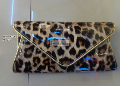 义乌外贸公司寻找PU女士钱包加工厂