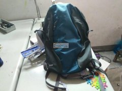 10000个双肩包单子外发加工 样品如图