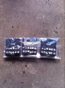 耳钉上卡包装外发加工 如图