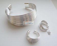 有好几款饰品单子外发 如图