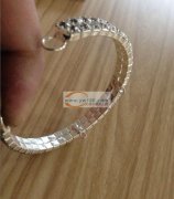 荷叶塘8万手镯烧焊外发加工 样品如图