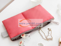 2000圆桶化妆包加工