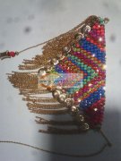 串珠手工活外发 如图所示