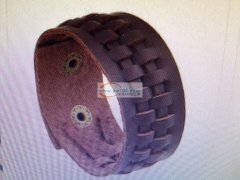 急   找义乌做皮手链的工厂，最好会打样.有意联系电话：18