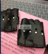 义乌有5000双手套平车活外发 如图