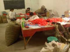 承接塑料加工和手工活