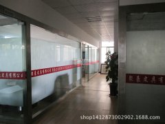 本厂专来生产加工各种包包