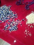 机场路承接手工活挂圈弯针穿珠，仿真花