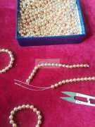 机场路承接手工活挂圈弯针穿珠，仿真花