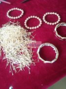 机场路承接手工活挂圈弯针穿珠，仿真花