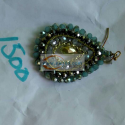 有几千耳环串珠绕铁丝外发 如图