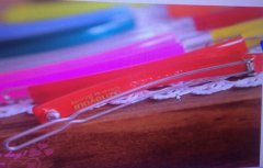 寻会做这几款亚克力成品的工厂 如图