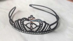 急需饰品塑料头扣 、爪子外发注塑加工