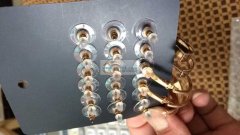 青口有耳钉包装外发 如图