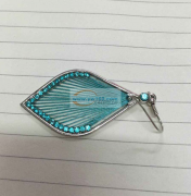 3000只耳环穿线外发 如图