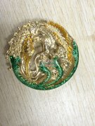 本厂有合金饰品压铸外发 样品如图