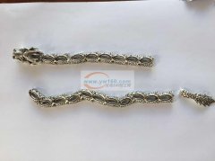 廿三里有手镯穿钢丝线外发 如图