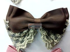 寻找打蝴蝶结的加工厂