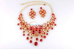 九联寻点过这些饰品的工厂 如图