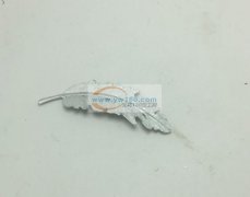 大量饰品压铸外发 如图