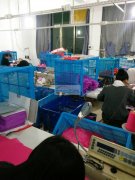 承接化妆包、书包、背包加工