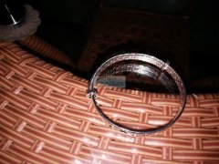 寻找做压铸的加工厂，量大外发