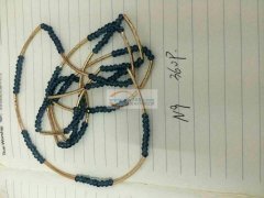 如图，寻手工饰品外发