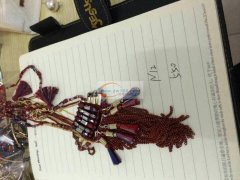 如图，寻手工饰品外发