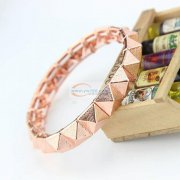 寻做类似图片合金手链的工厂