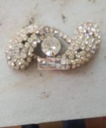 如图，饰品烧焊外发