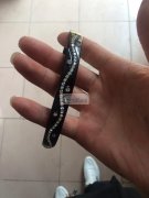 点钻和胶枪手工加工