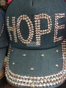 点钻和胶枪手工加工