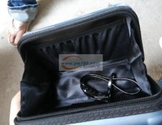 数量3000以上 寻会做外面是硬壳包拉链的