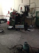 本厂专业饰品开模，压铸，电镀、抹黑、封油、纳米保色、抛光等一