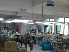 正规服装企业承接服装加工，价格够养工人就行