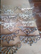 如图，饰品烧焊外发