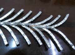 如图，爪链烧焊外发