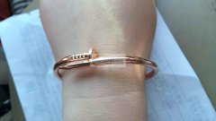 寻做这款手镯的加工厂 如图