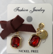 寻找20人以上合金耳环加工厂