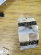 如图 寻找可以做这样亚克力板材的厂家