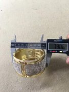 寻有这款手镯模具的加工厂，如图