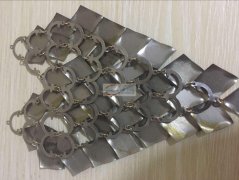 承接各种布艺蝴蝶结加工。本地外地都可以做