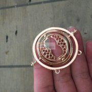 找新屋附近有抹黑的加工厂 如图