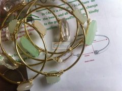 铁手镯用铁丝扎三个珠子手工活，数量2万